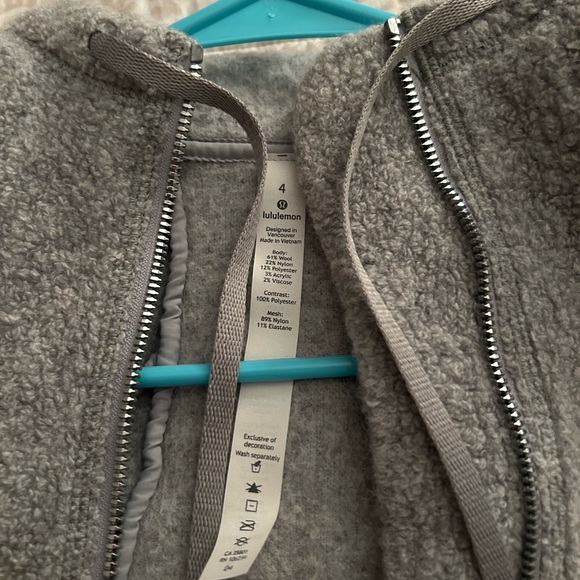 lululemon jacket - Picture 2 of 2